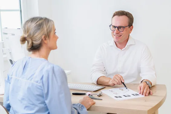 Erarbeiten von Therapiekonzepten | OA Dr. Philipp Jax